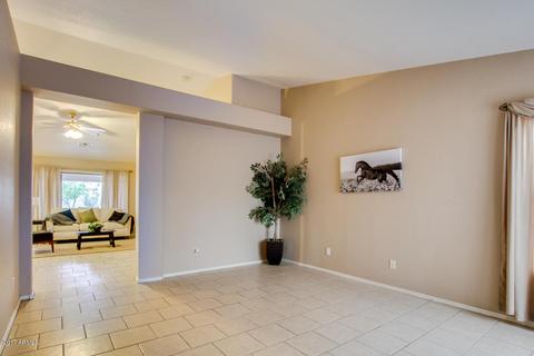 1609 E Laurel Ave, Gilbert, AZ 85234 photo 2