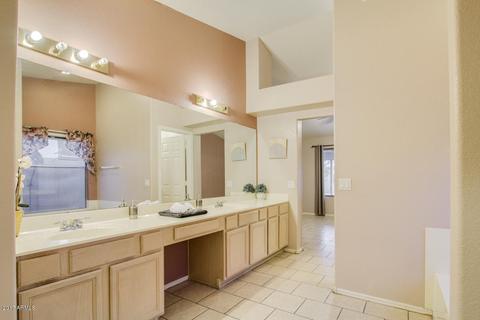 1609 E Laurel Ave, Gilbert, AZ 85234 photo 12