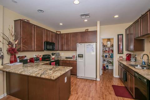 950 S Wallrade Ln, Gilbert, AZ 85296 photo 6