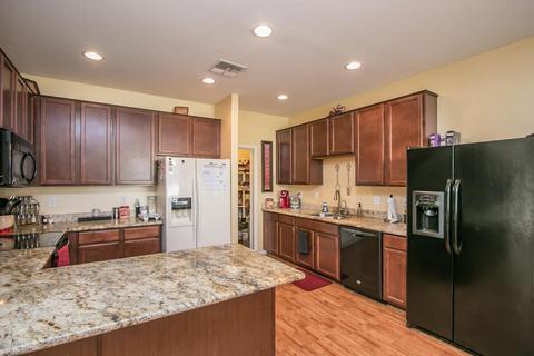 950 S Wallrade Ln, Gilbert, AZ 85296 photo 7