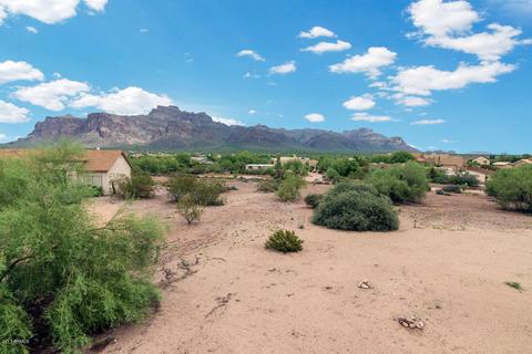 715 S Moon Rd, Apache Junction, AZ 85119 photo 2