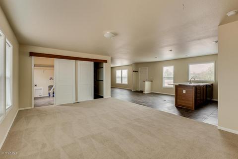 1977 N Valley Dr, Apache Junction, AZ 85120 photo 4