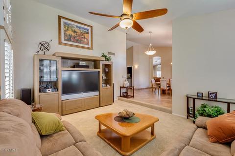 1125 W Iris Dr, Gilbert, AZ 85233 photo 4