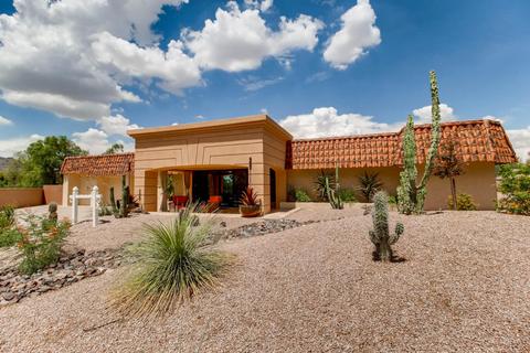 5844 N 45th Pl, Phoenix, AZ 85018