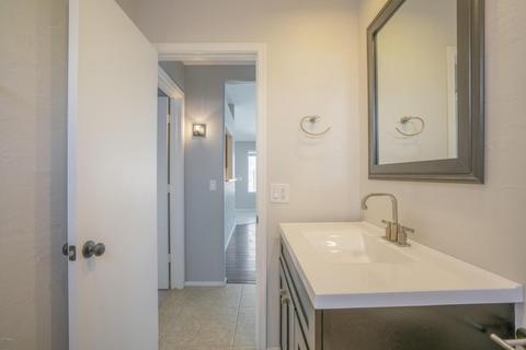 3017 E Kerry Ln, Phoenix, AZ 85050 photo 20