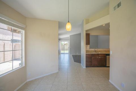 3017 E Kerry Ln, Phoenix, AZ 85050 photo 5