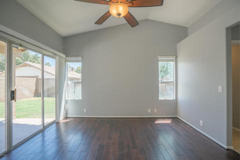 3017 E Kerry Ln, Phoenix, AZ 85050 photo 9