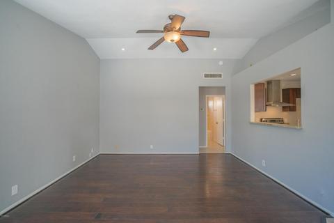 3017 E Kerry Ln, Phoenix, AZ 85050 photo 6
