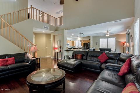 1081 S Hazel Ct, Gilbert, AZ 85296 photo 5