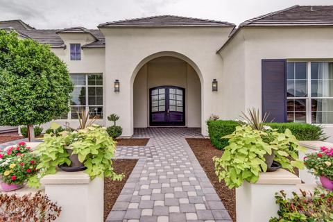4576 E Breeze Ct, Gilbert, AZ 85298 photo 8