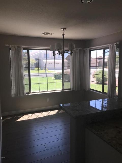 424 W Comstock Ct, Gilbert, AZ 85233 photo 5