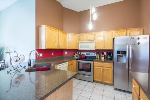 2002 E Aire Libre Ave, Phoenix, AZ 85022 photo 5
