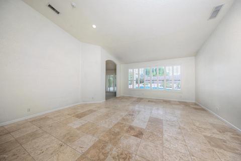 4602 E Briles Rd, Phoenix, AZ 85050 photo 3