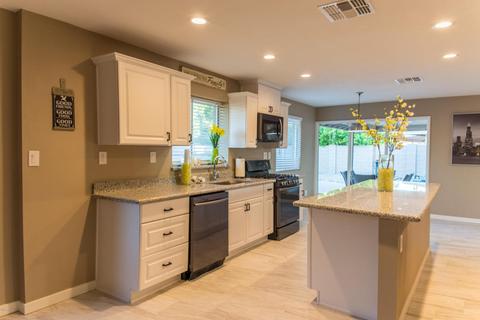 2839 E Paradise Dr, Phoenix, AZ 85028 photo 13