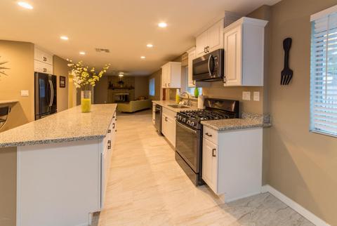 2839 E Paradise Dr, Phoenix, AZ 85028 photo 12