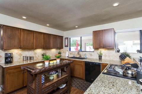 1128 E Todd Dr, Tempe, AZ 85283 photo 9