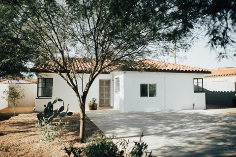 1740 E Almeria Rd, Phoenix, AZ 85006 photo 1