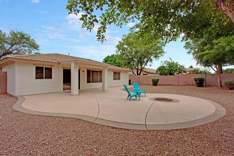 2153 S Penrose Dr, Gilbert, AZ 85295 photo 2