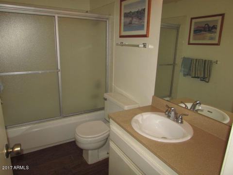 5525 E Thomas Rd #J8, Phoenix, AZ 85018 photo 8