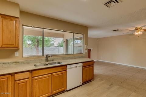 4631 E Vineyard Rd, Phoenix, AZ 85042 photo 14