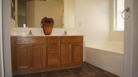 1642 E Harwell Rd, Phoenix, AZ 85042 photo 11