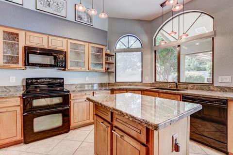 237 E Stonebridge Dr, Gilbert, AZ 85234 photo 9
