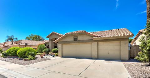 237 E Stonebridge Dr, Gilbert, AZ 85234 photo 2