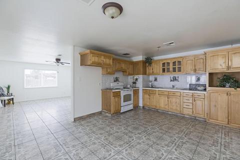 4704 E Hidalgo Ave, Phoenix, AZ 85040 photo 5