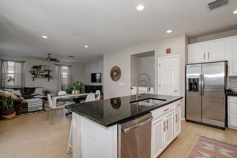 888 E Tekoa Ave, Gilbert, AZ 85298 photo 13