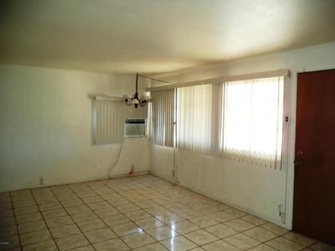 3302 E Taylor St, Phoenix, AZ 85008 photo 4