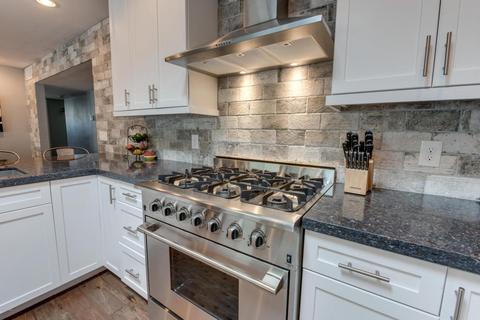4340 N 33rd St, Phoenix, AZ 85018 photo 12