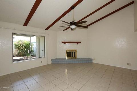 3076 E Cannon Dr, Phoenix, AZ 85028 photo 3