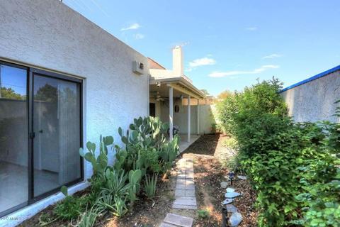3076 E Cannon Dr, Phoenix, AZ 85028 photo 9