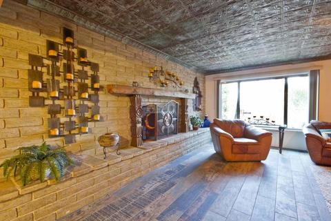 44 E Foothill Dr, Phoenix, AZ 85020 photo 9