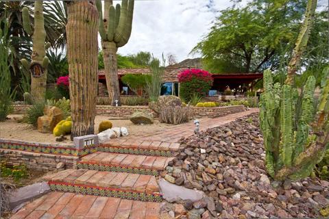 44 E Foothill Dr, Phoenix, AZ 85020 photo 1