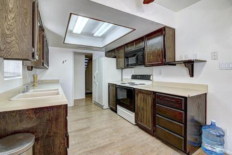 11 E Loma Ln, Phoenix, AZ 85020 photo 10