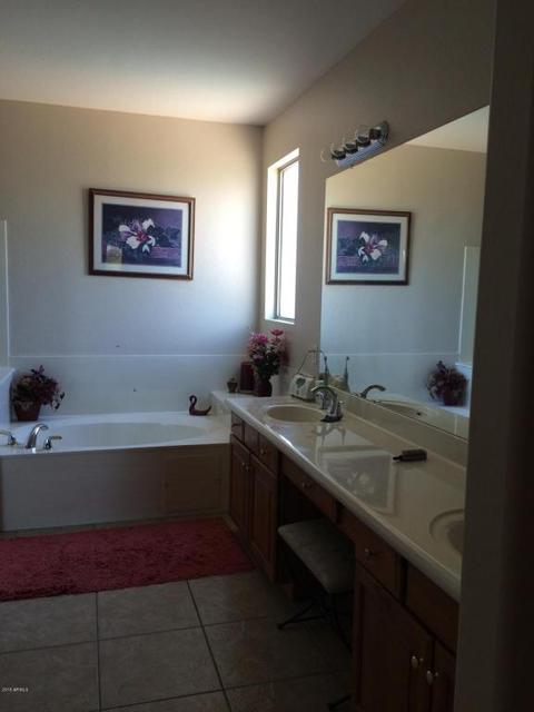 896 E Tyson Ct, Gilbert, AZ 85295 photo 6