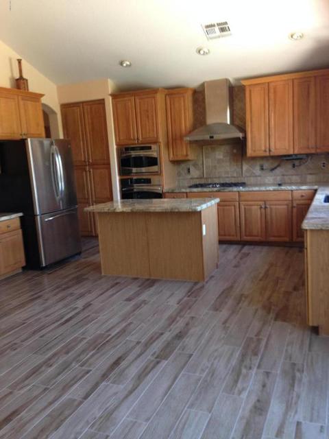 896 E Tyson Ct, Gilbert, AZ 85295 photo 2