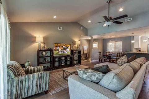 3821 Elm St, Phoenix, AZ 85018 photo 9