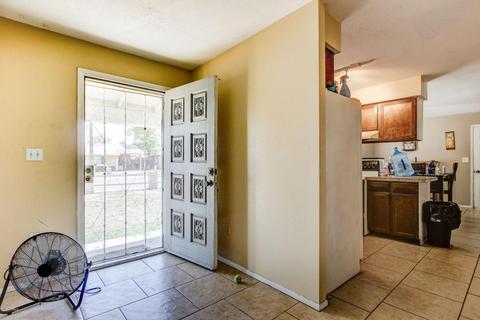 740 E Auburn Dr, Tempe, AZ 85283 photo 3