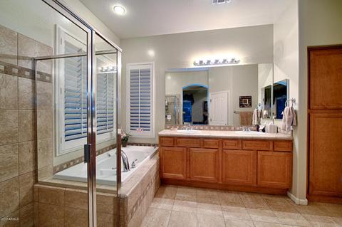 6687 S Crestview Dr, Gilbert, AZ 85298 photo 15