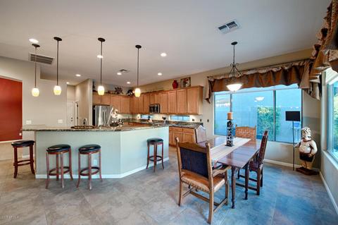 6687 S Crestview Dr, Gilbert, AZ 85298 photo 11