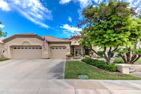 808 E Desert Flower Ln, Phoenix, AZ 85048 photo 4