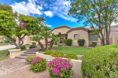 808 E Desert Flower Ln, Phoenix, AZ 85048 photo 2