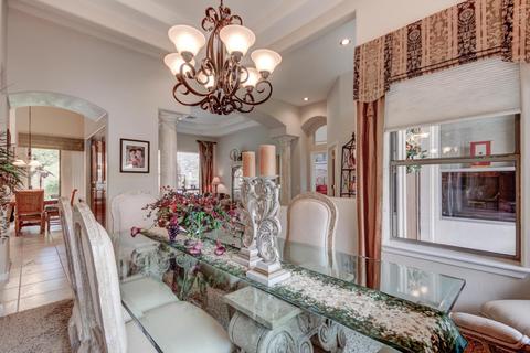 808 E Desert Flower Ln, Phoenix, AZ 85048 photo 13