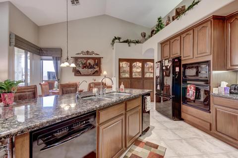 808 E Desert Flower Ln, Phoenix, AZ 85048 photo 32