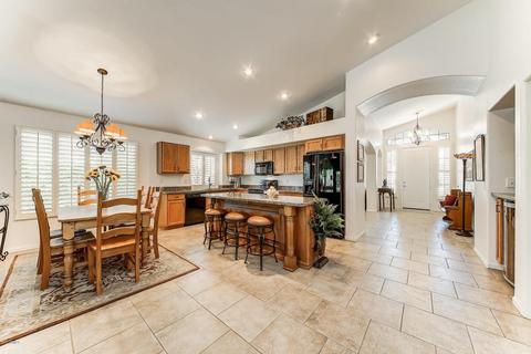 2748 S Birch St, Gilbert, AZ 85295 photo 10