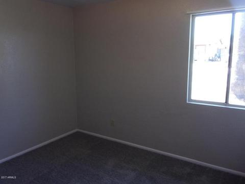 2230 E Sheraton Ln, Phoenix, AZ 85040 photo 11