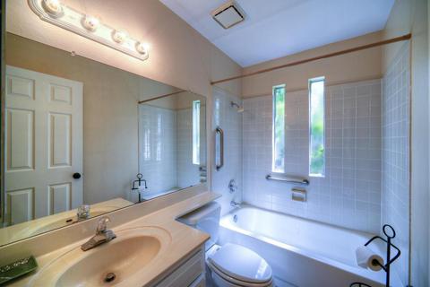 3834 E Whitney Ln, Phoenix, AZ 85032 photo 17