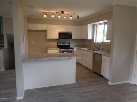 3960 E Becker Ln, Phoenix, AZ 85028 photo 8